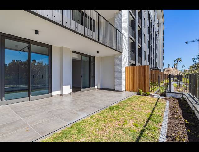 2 BEDROOM APARTMENT FOR SALE IN CENTURY CITY